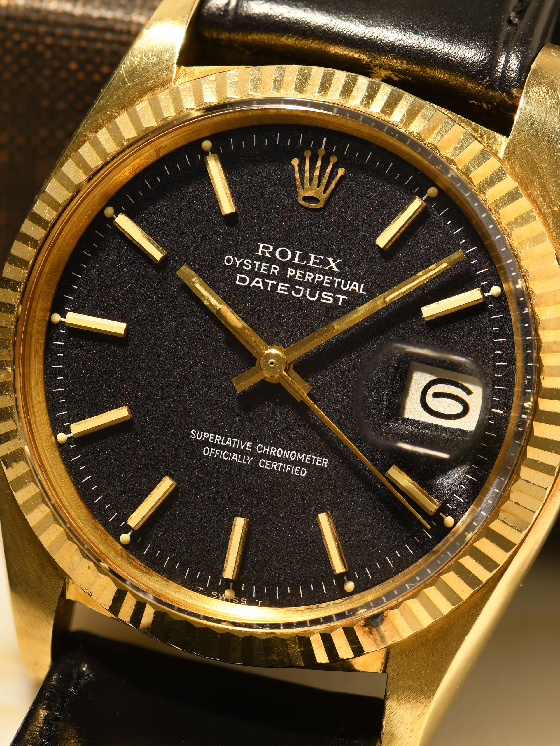 1974 Rolex DateJust ref. 1601 Solid 18kt Yellow Gold, Black Dial, Jubilee -  Lunar Oyster - Buying and Selling