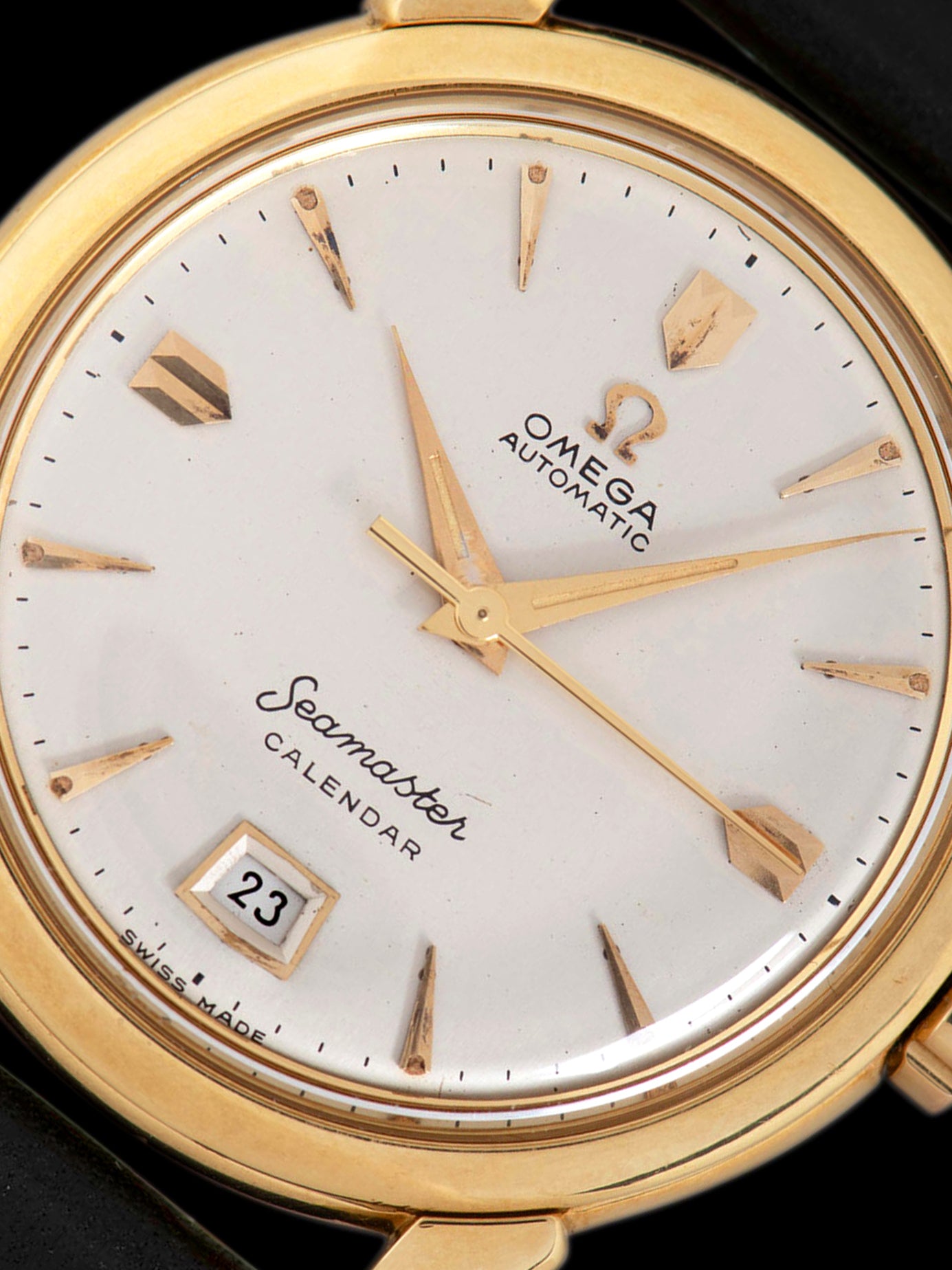 1950 Omega Seamaster Calendar 18K YG (Ref. 2627 SC) Silver Dial